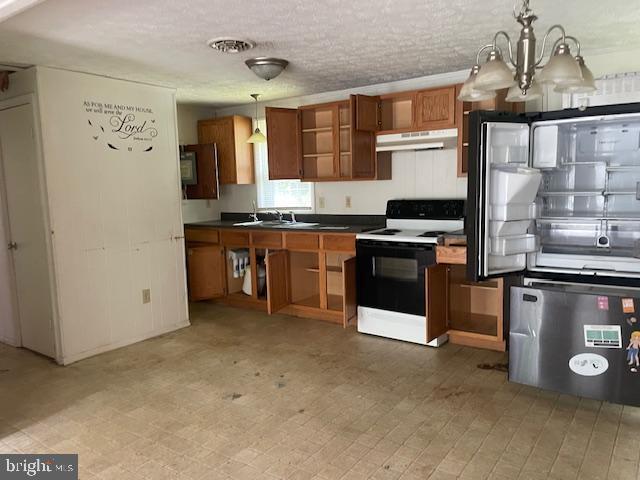 4808 Webster St Property Photo 3
