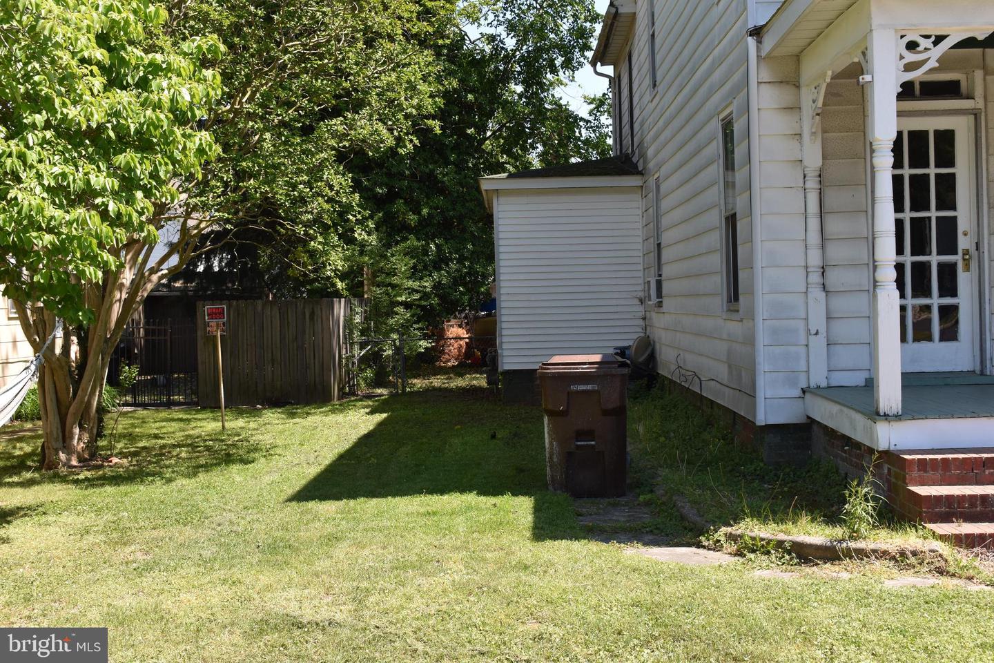 218 W End Ave Property Photo 5