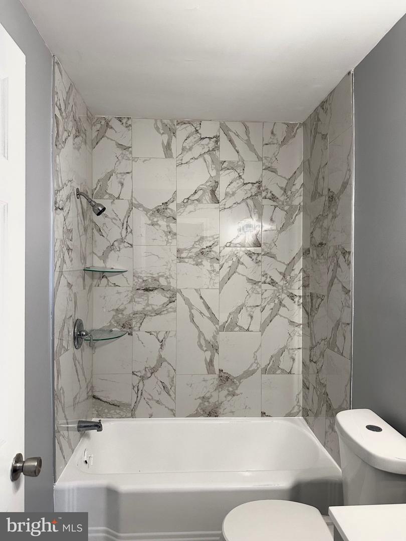 904 Central Property Photo 16