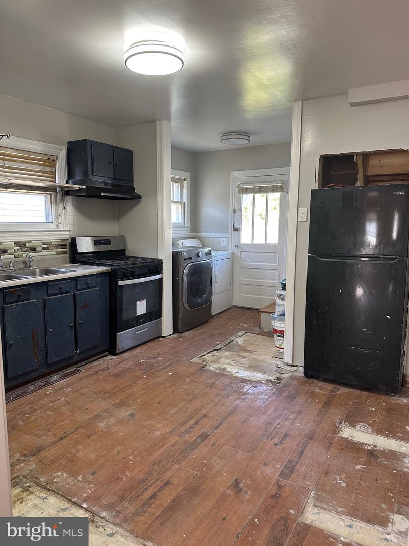 904 Central Property Photo 20