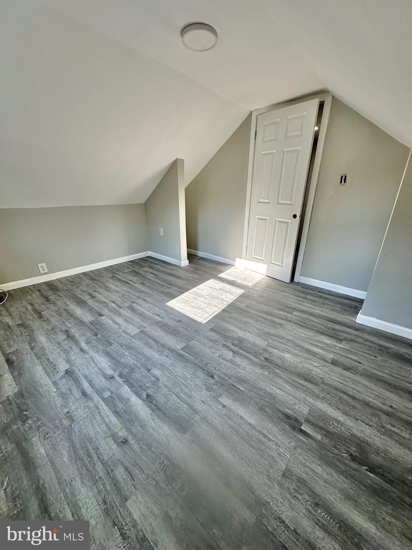 904 Central Property Photo 27
