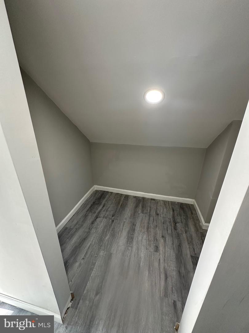 904 Central Property Photo 32