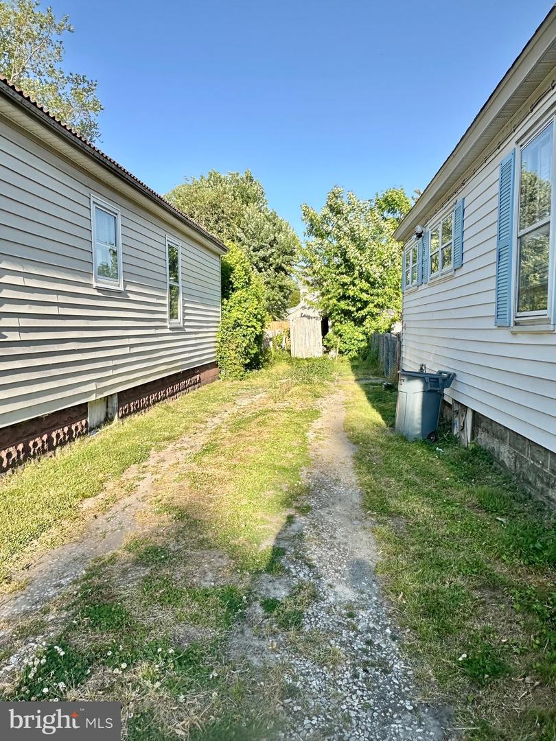 904 Central Property Photo 34