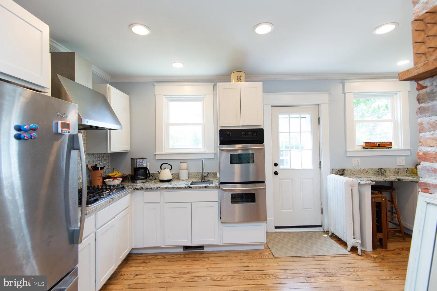 606 Locust St Property Photo 14