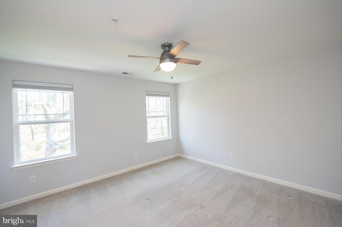138 Regulator Dr N Property Photo 10