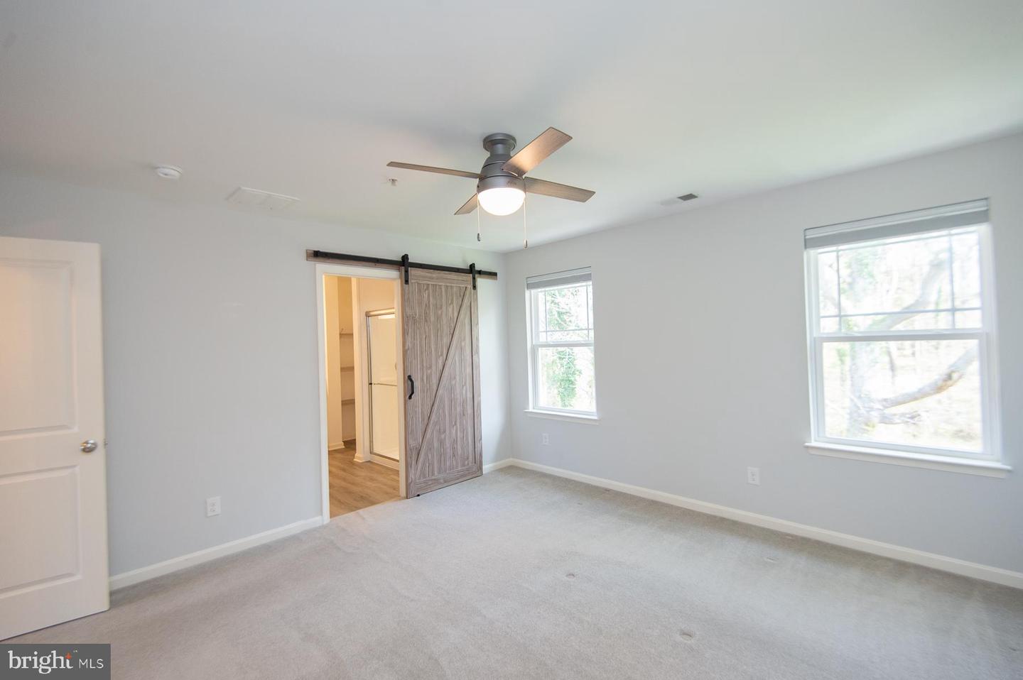 138 Regulator Dr N Property Photo 11