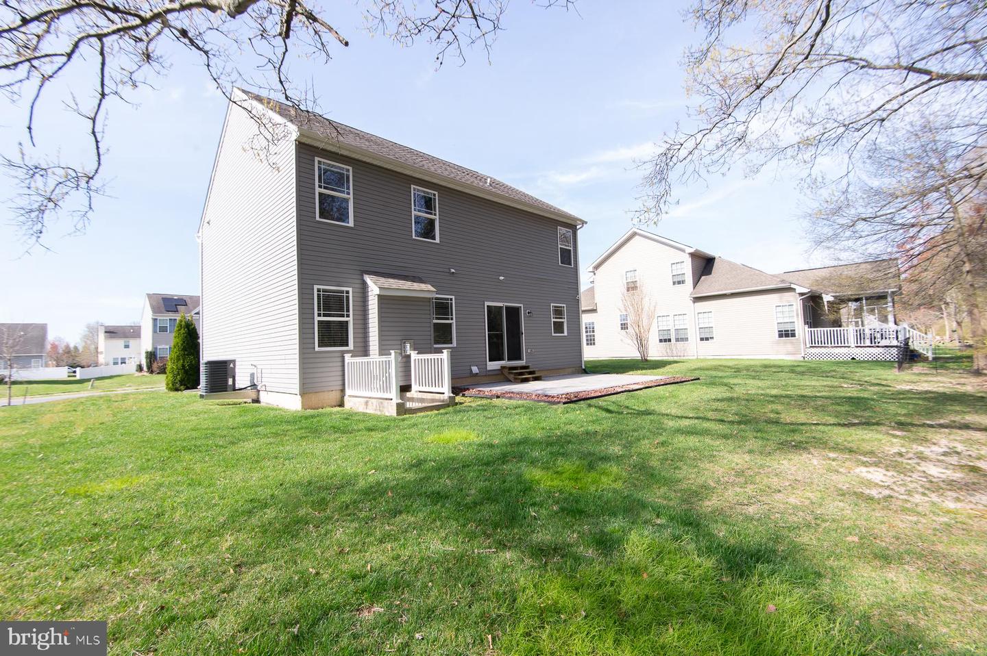 138 Regulator Dr N Property Photo 32
