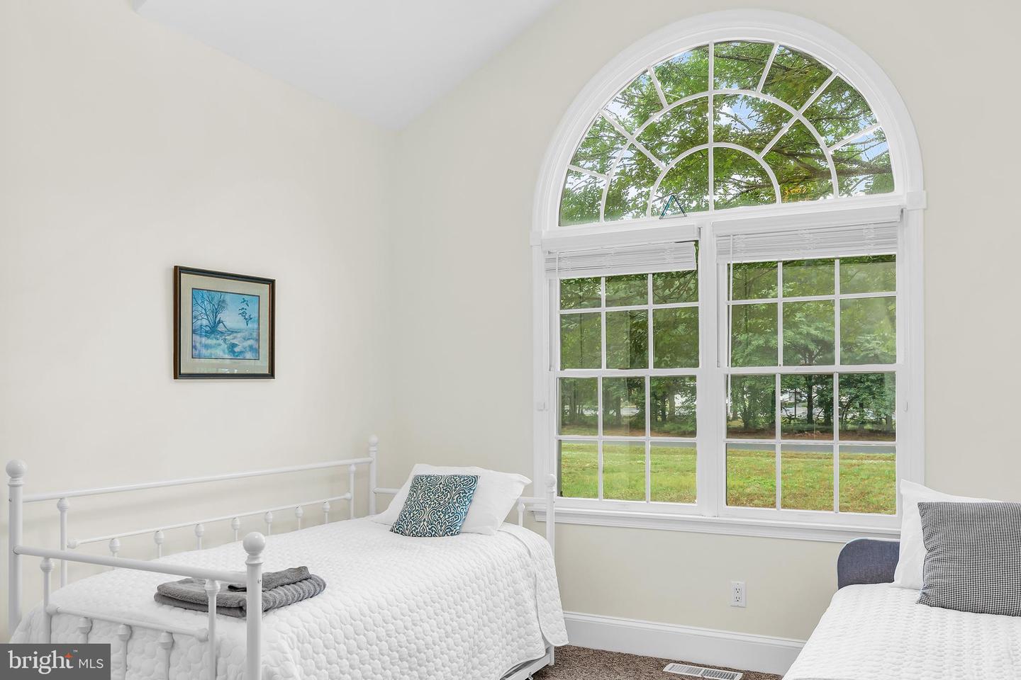 6011 Sunnyside Ct Property Photo 1