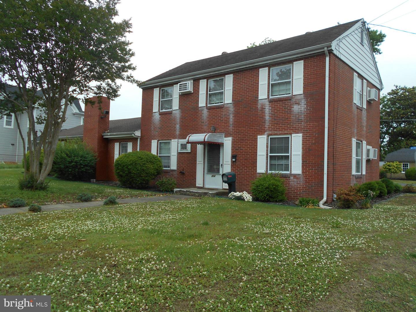 314 Glenburn Ave Property Photo 3