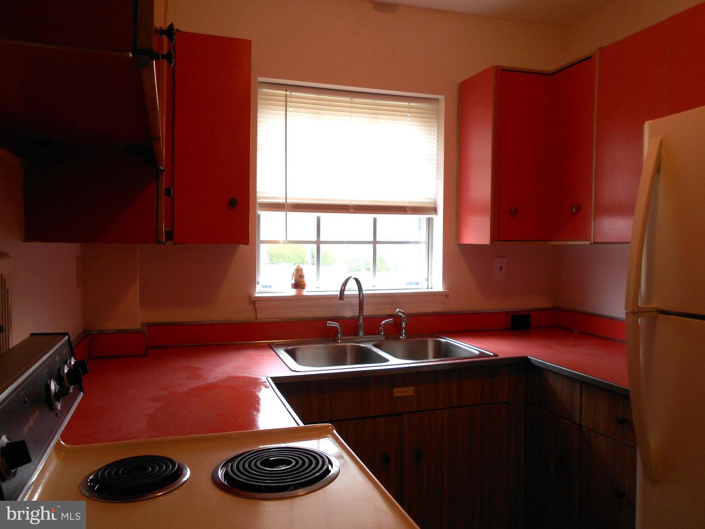 314 Glenburn Ave Property Photo 8