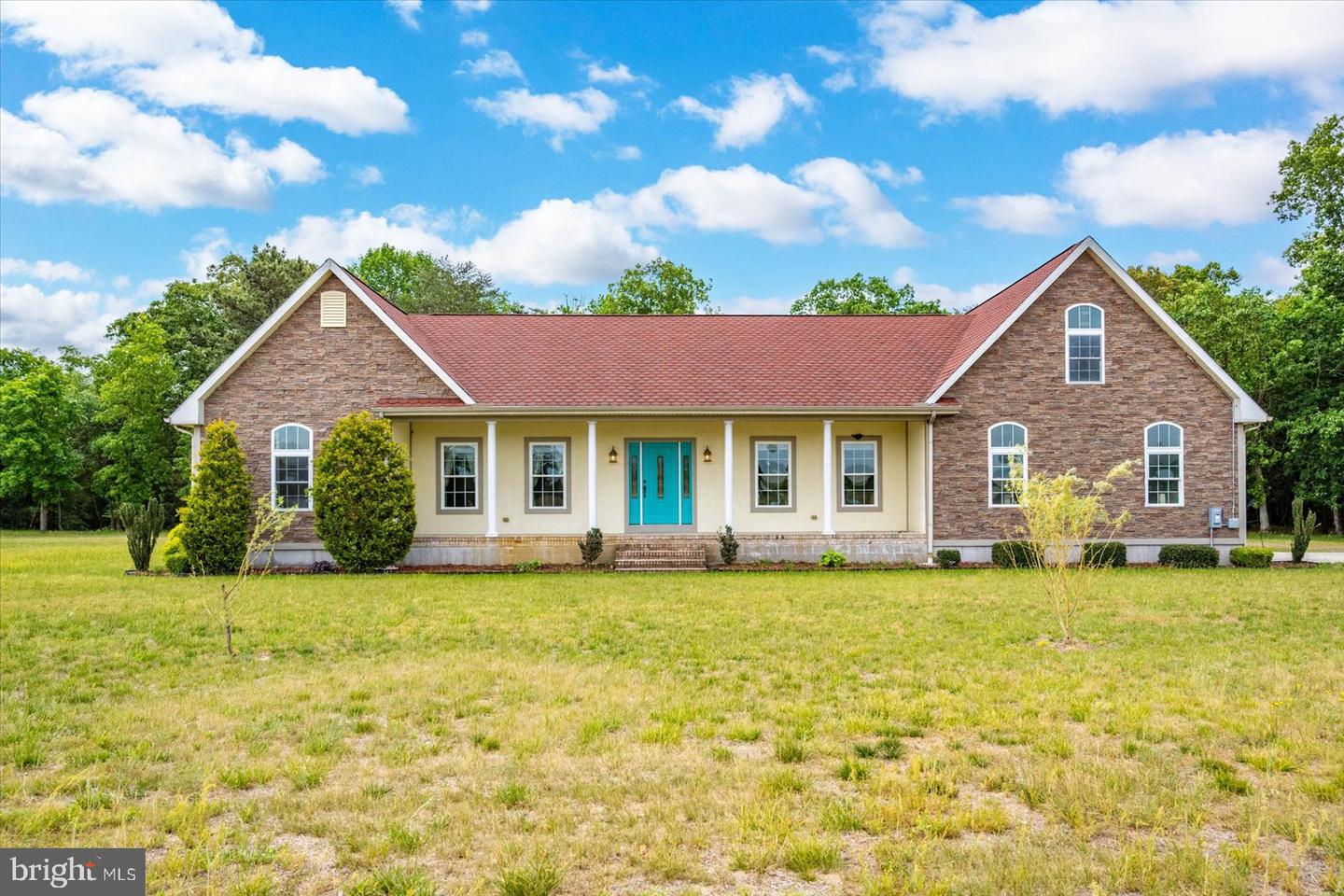 5113 River Rd Property Photo 10