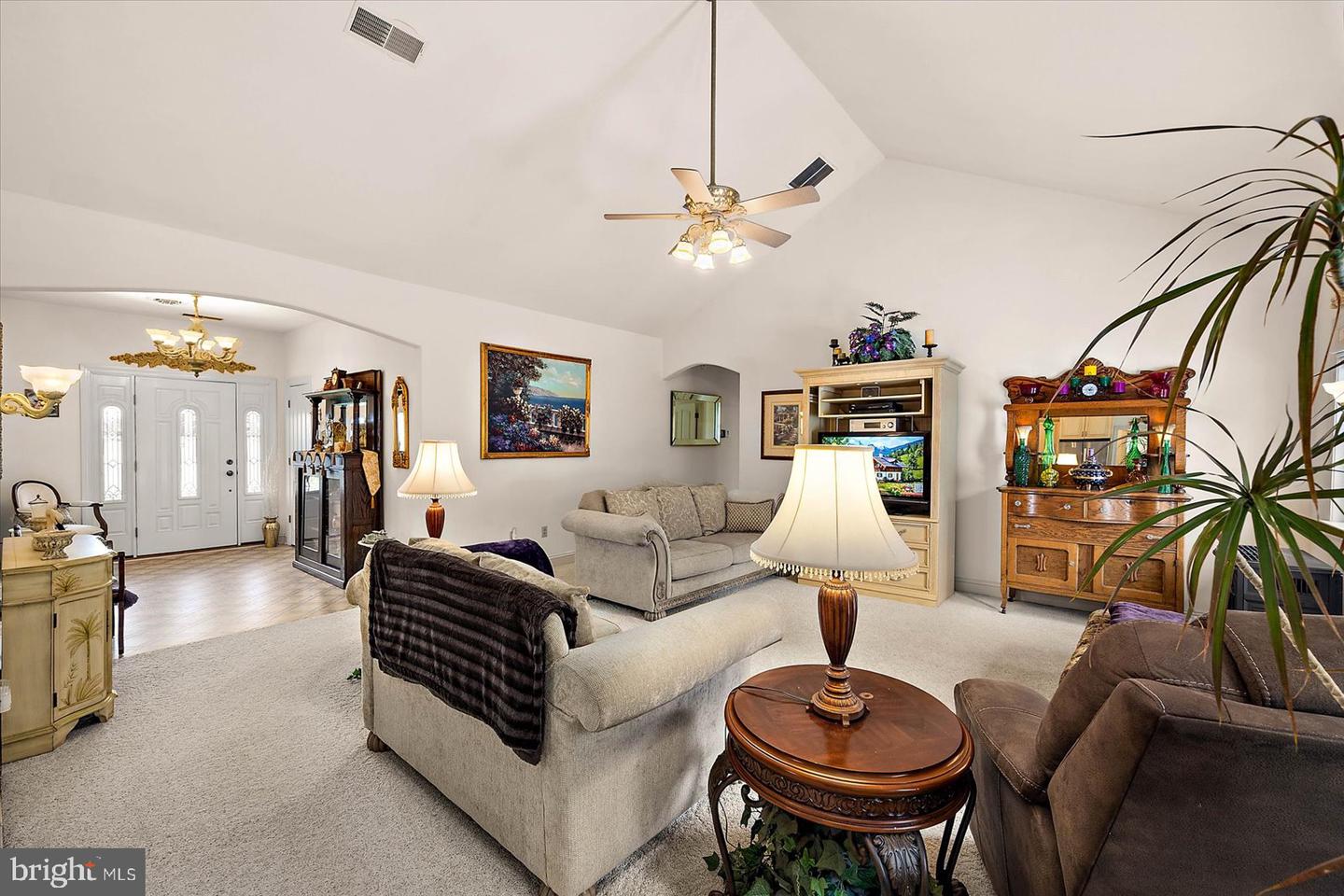 5113 River Rd Property Photo 14