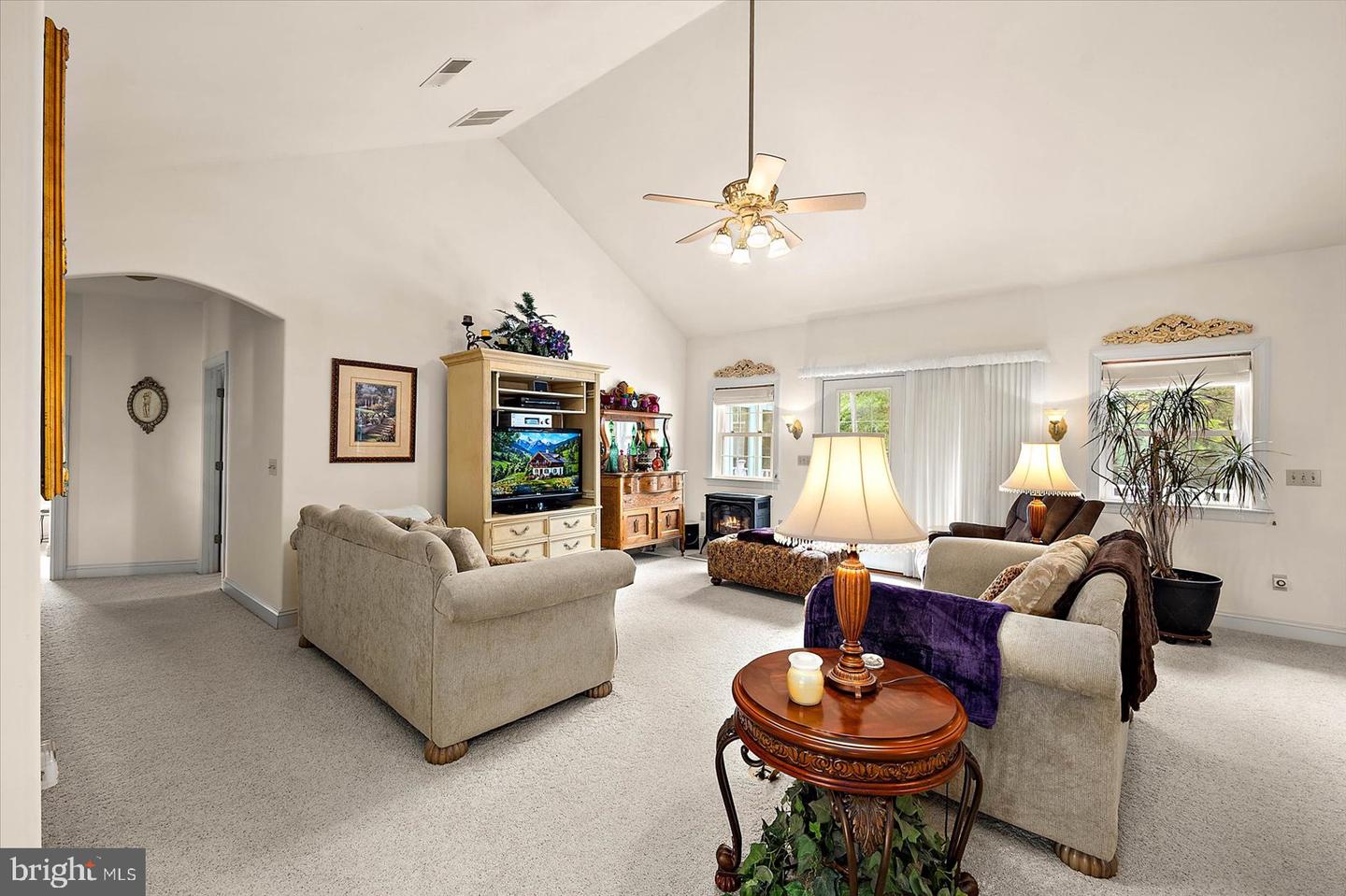 5113 River Rd Property Photo 15