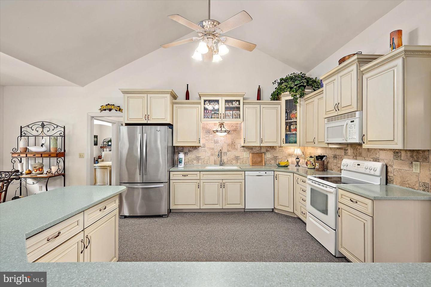 5113 River Rd Property Photo 18