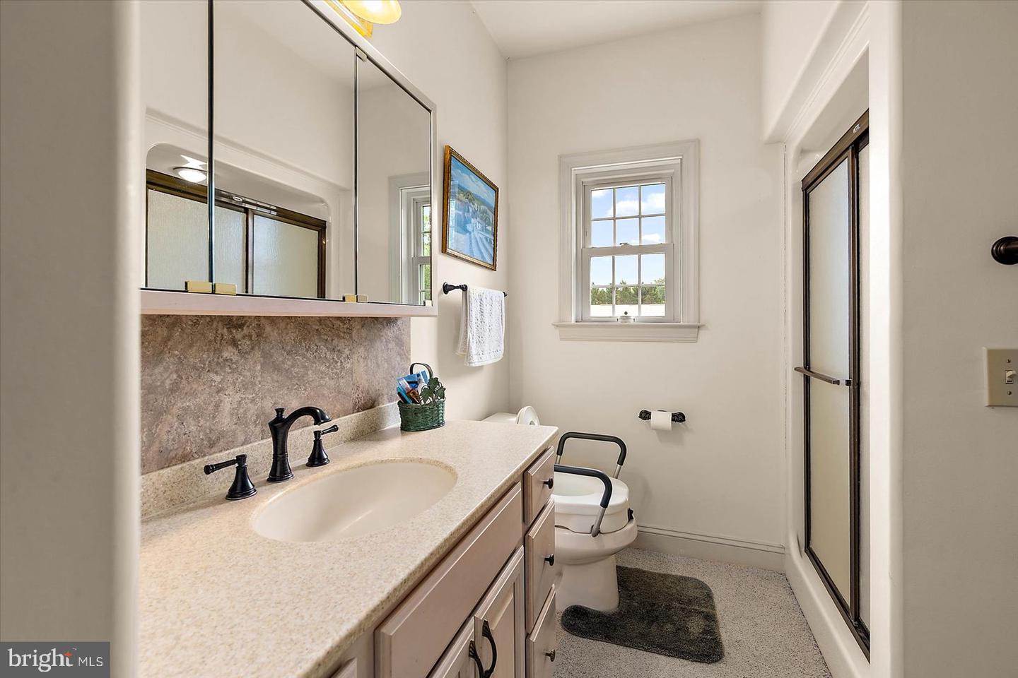 5113 River Rd Property Photo 28