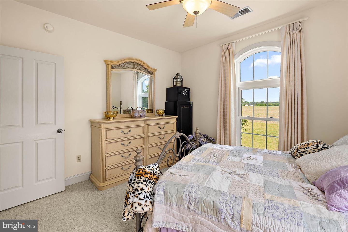 5113 River Rd Property Photo 30
