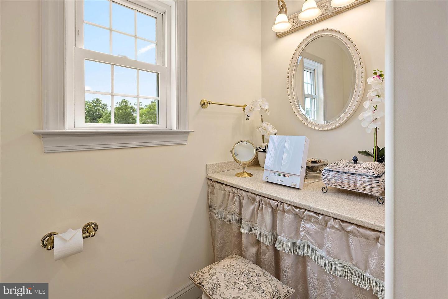 5113 River Rd Property Photo 33