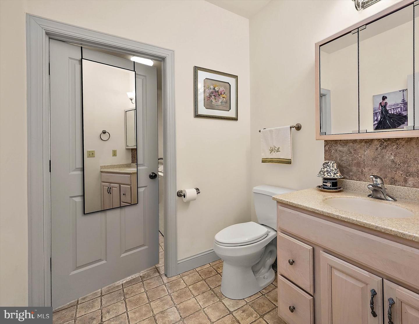 5113 River Rd Property Photo 42