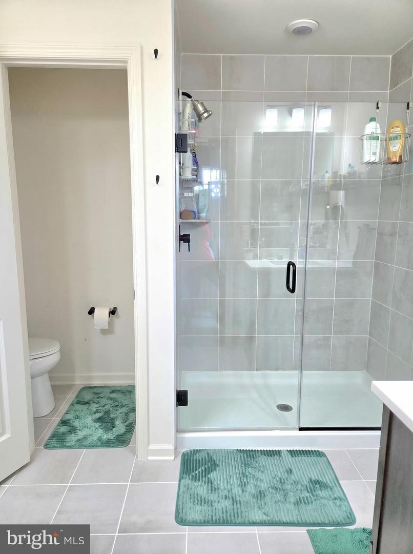 301 Shipyard Dr #59 Property Photo 23
