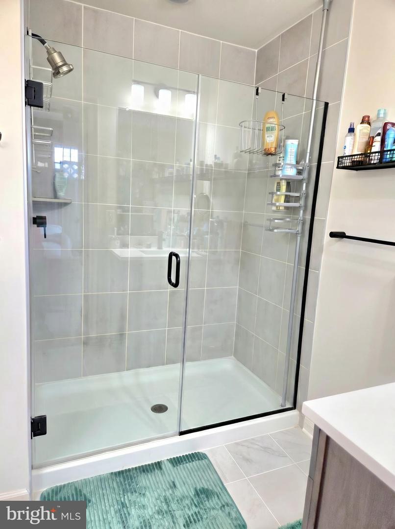 301 Shipyard Dr #59 Property Photo 24