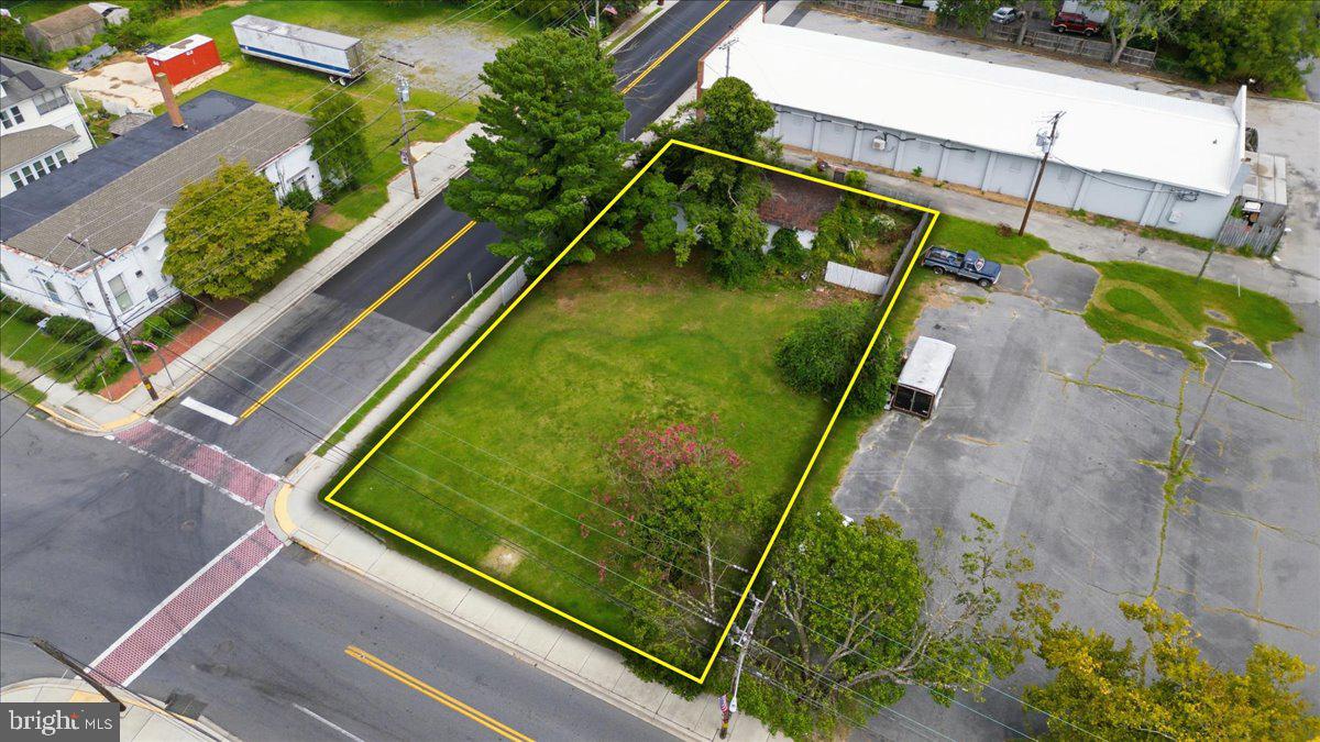 111 MAIN ST Property Photo 1