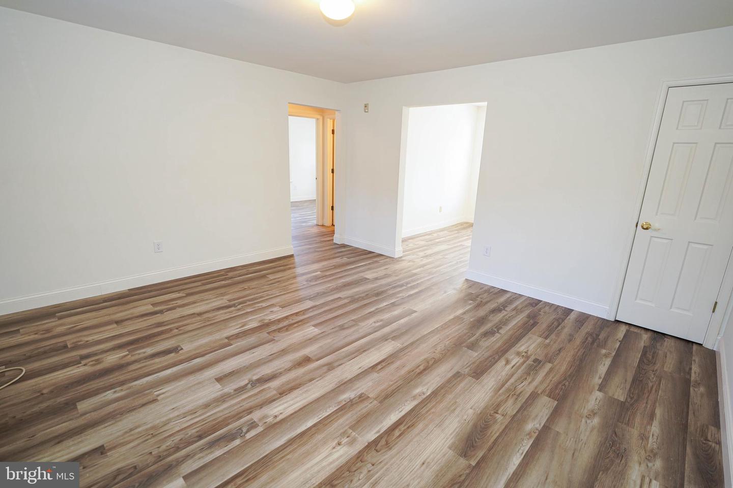 800 Travers St #6 Property Photo 4