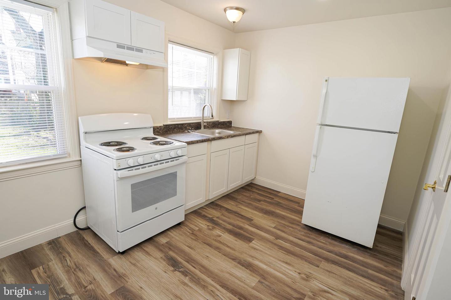 800 Travers St #6 Property Photo 7