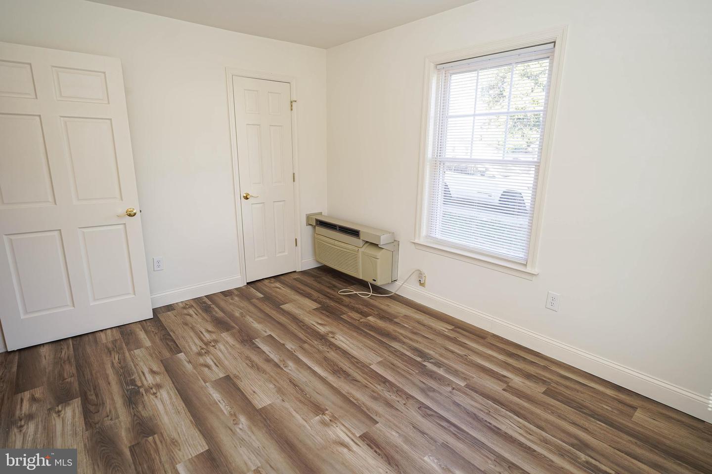 800 Travers St #6 Property Photo 23