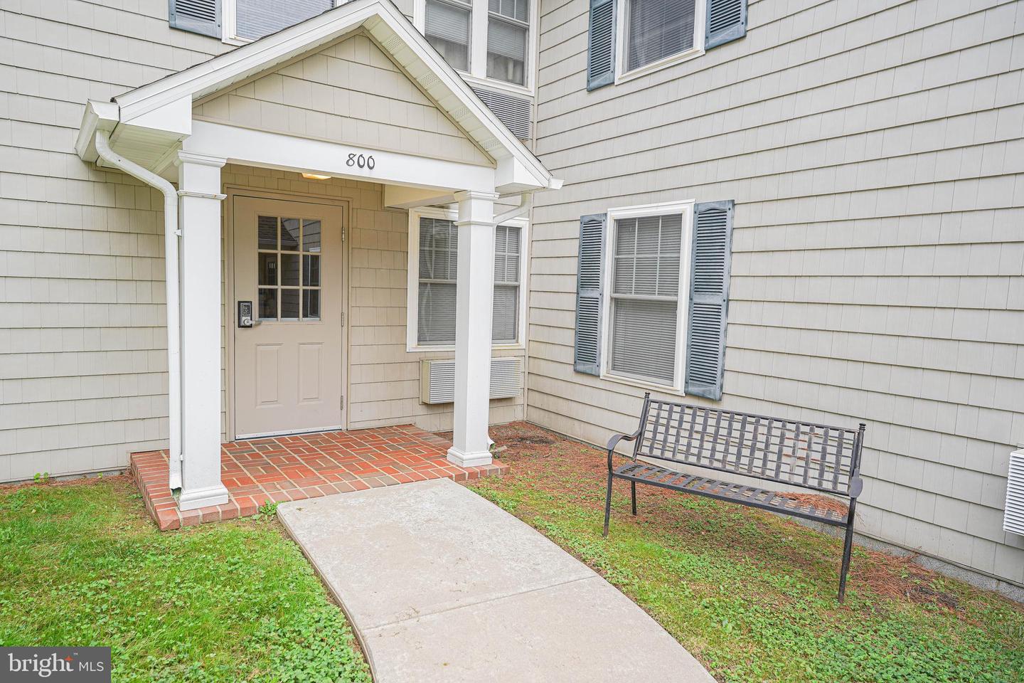 800 Travers St #6 Property Photo 26