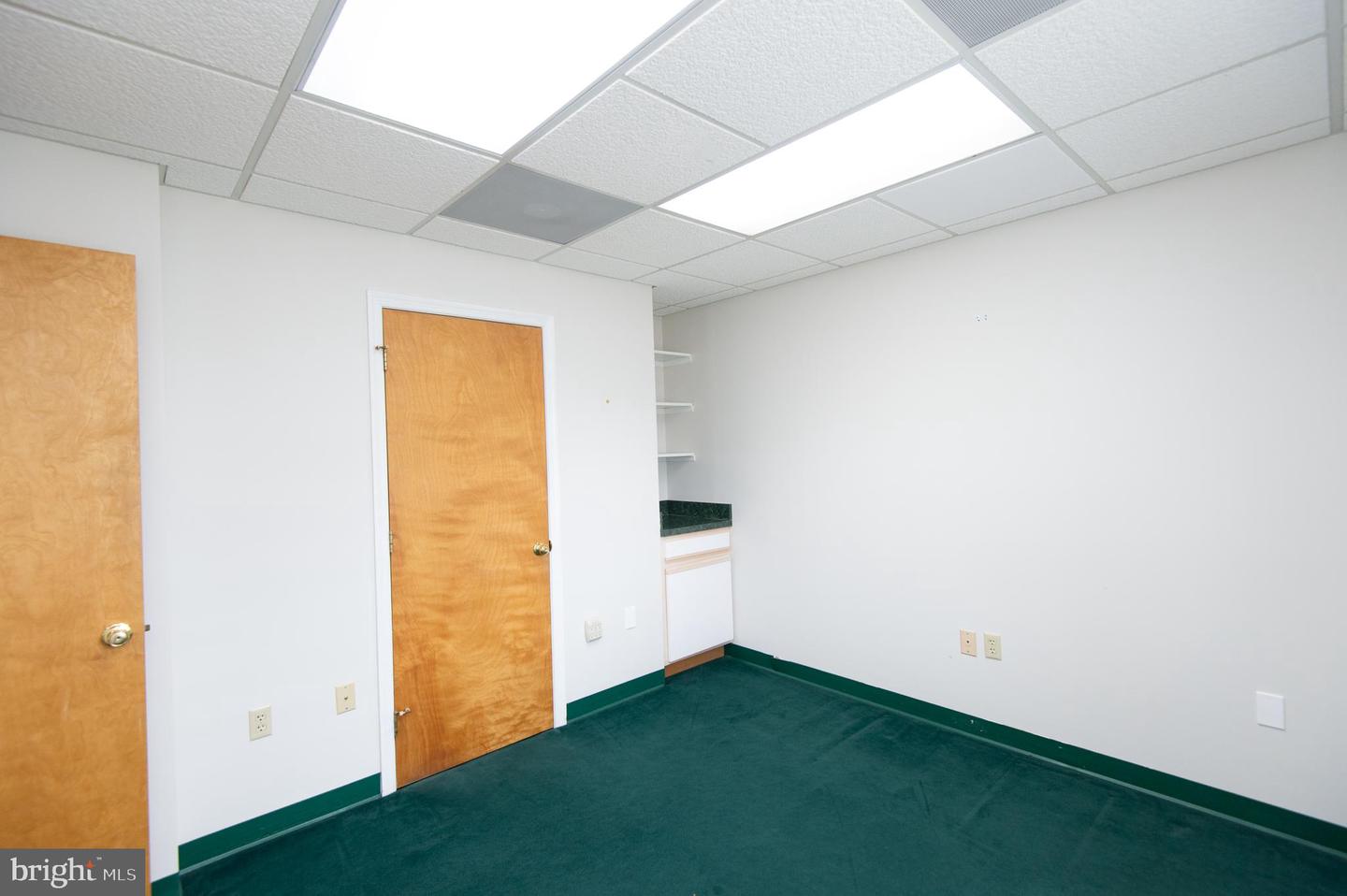 500 Maryland Ave Property Photo 43