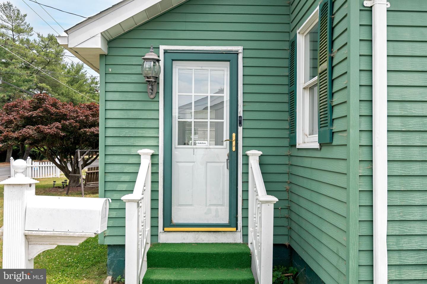 1003 Roslyn Ave Property Photo 4