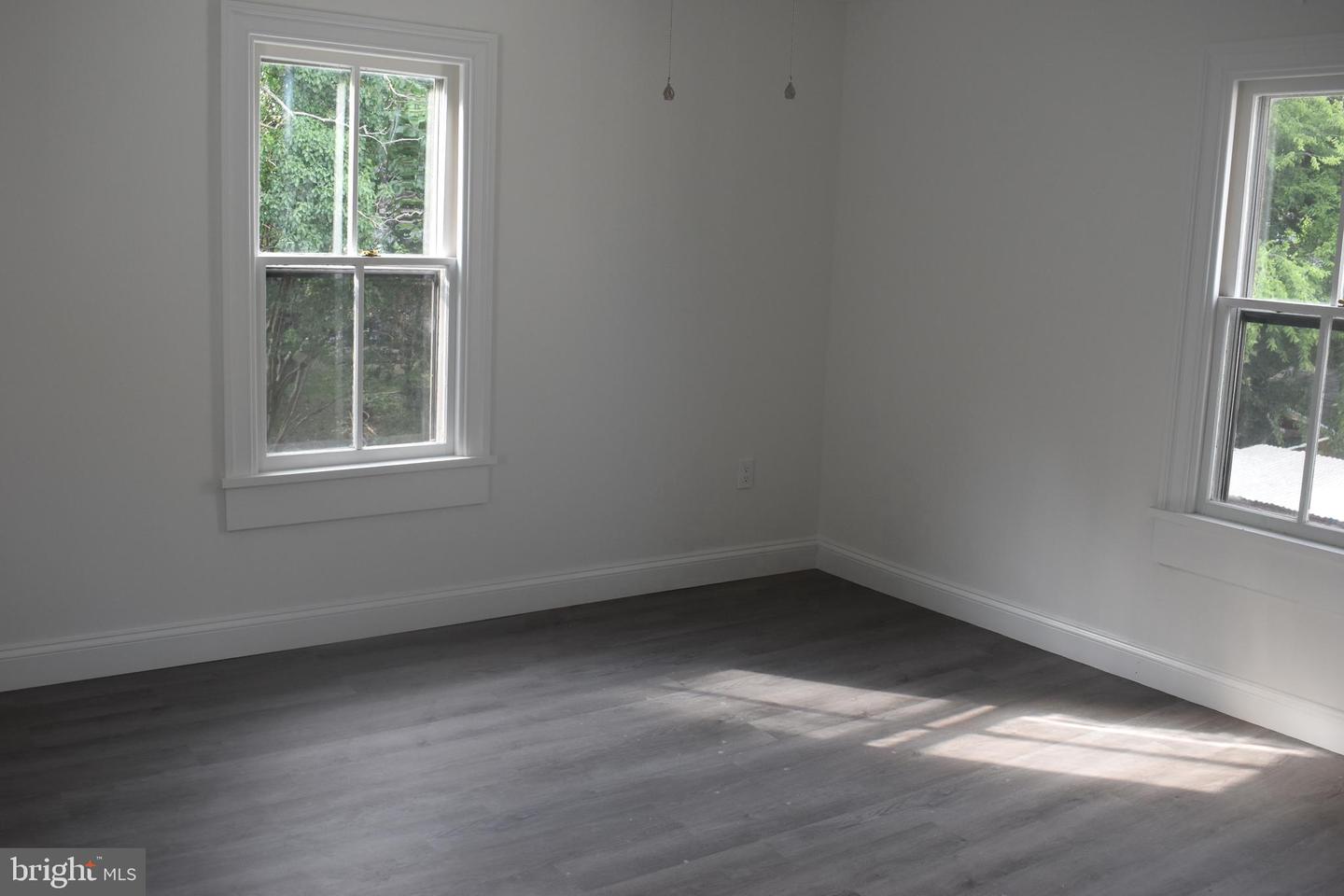 207 Willis St Property Photo 11
