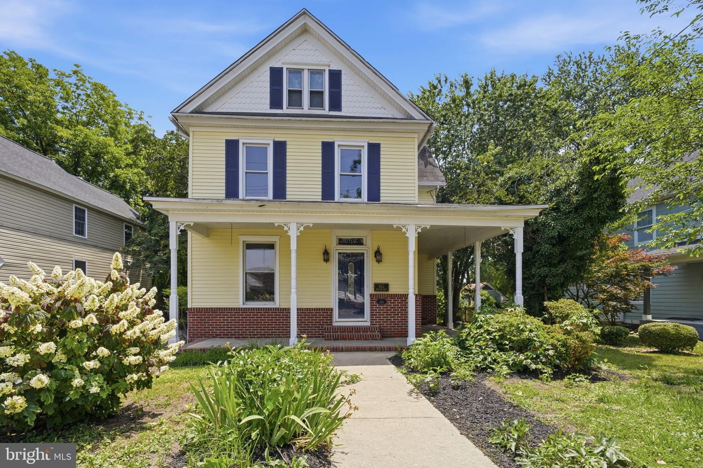 415 Maryland Ave Property Photo 1