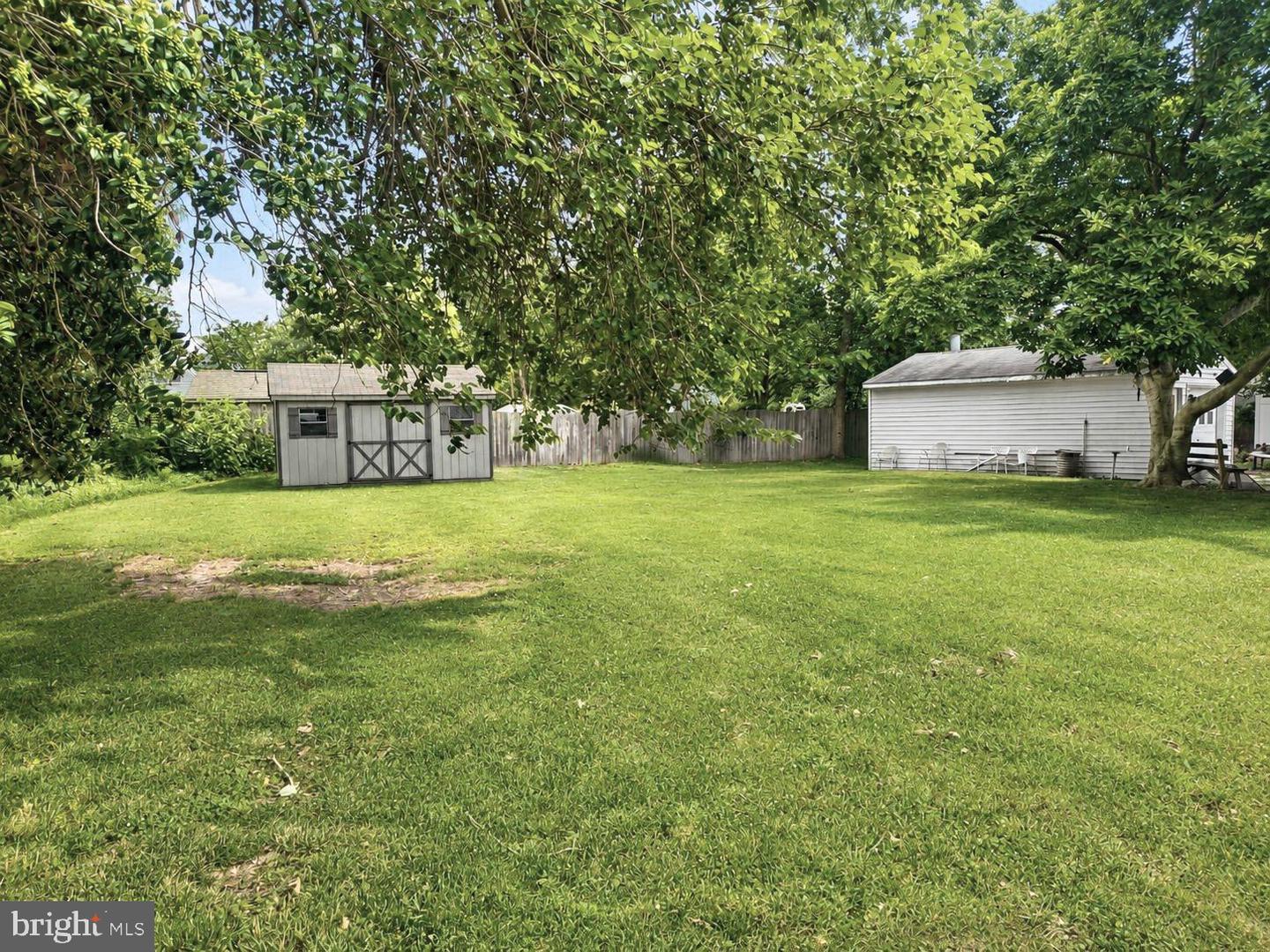 41 Algonquin Rd Property Photo 4