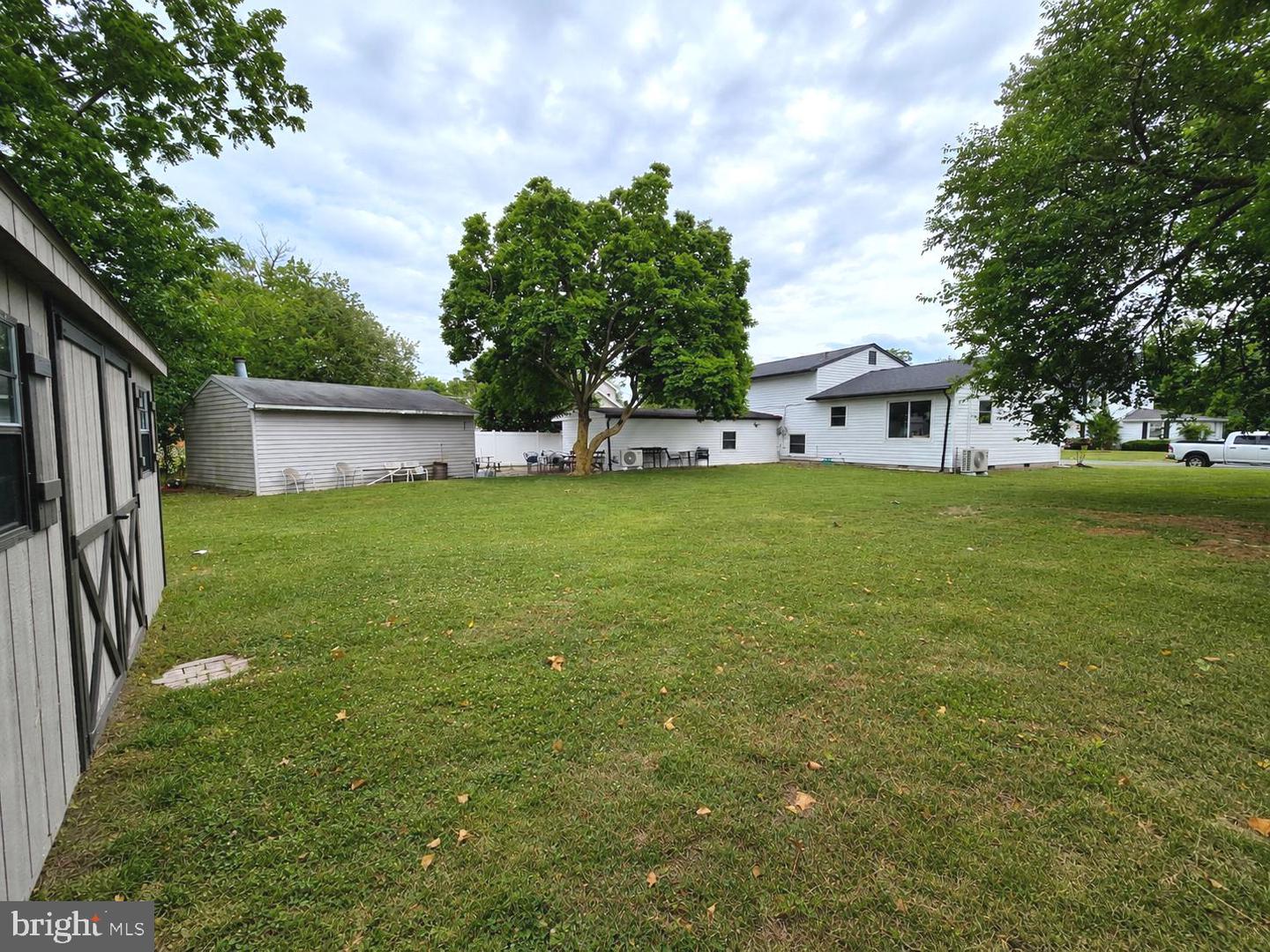 41 Algonquin Rd Property Photo 5