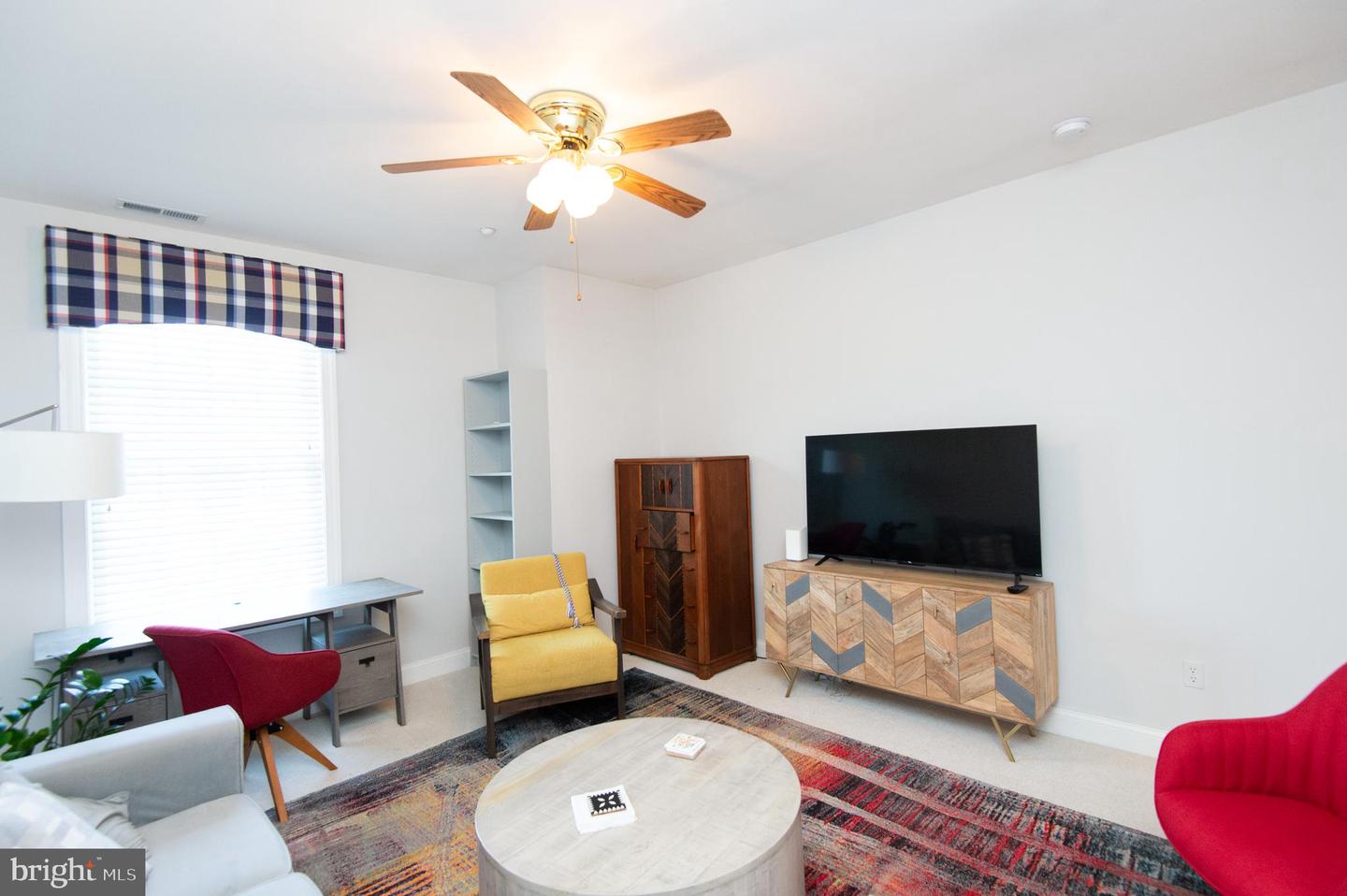 3 Oakley St Property Photo 17