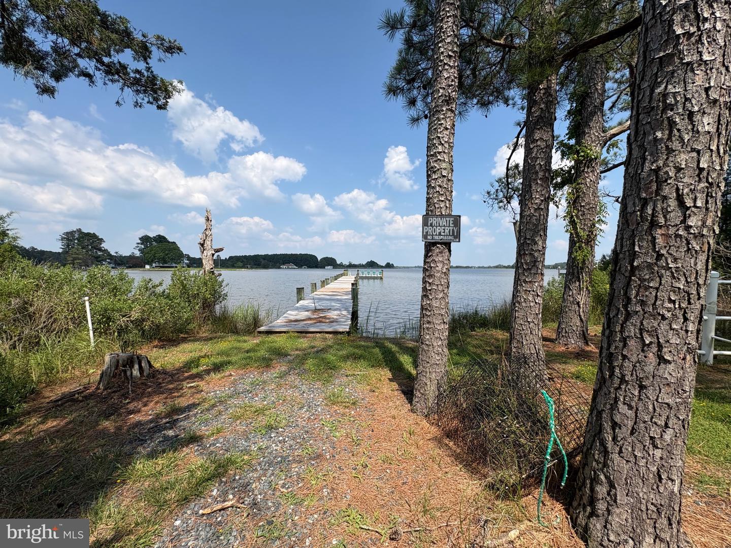 5229 Heron Rd Property Photo 8
