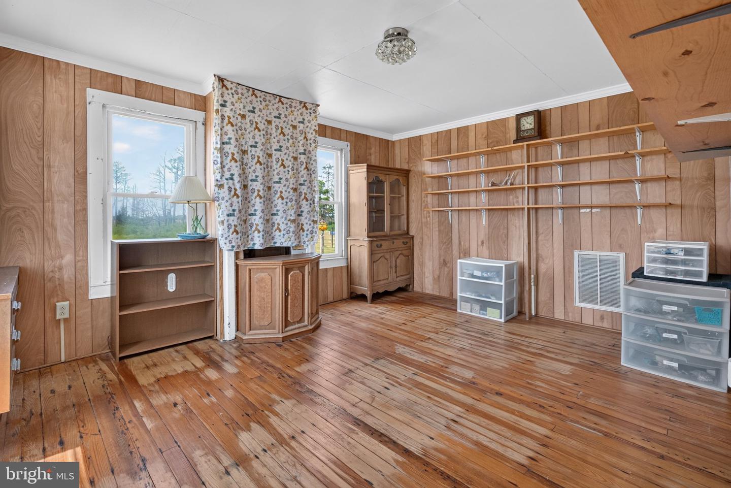 1511 Crocheron Rd Property Photo 15