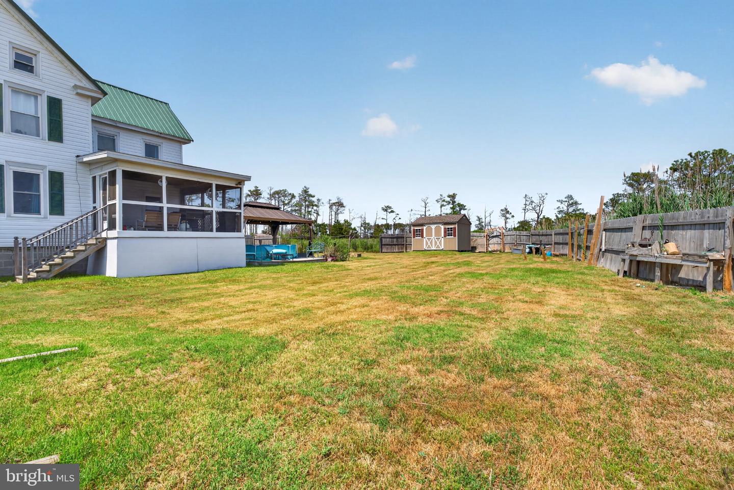 1511 Crocheron Rd Property Photo 29