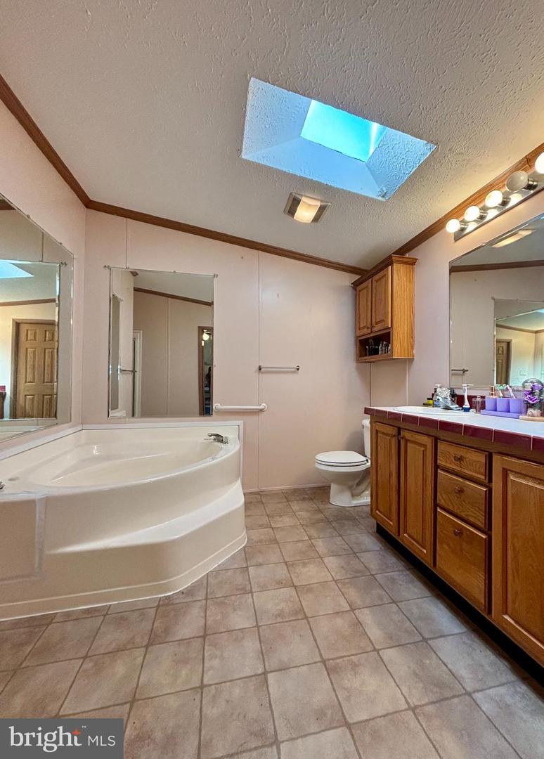 2631 Rebecca Ln Property Photo 18