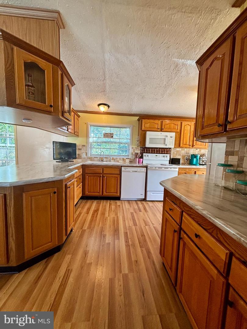2631 Rebecca Ln Property Photo 21
