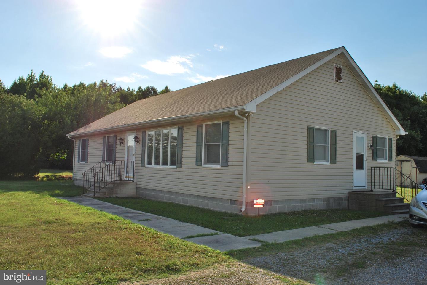 2424 Cambridge Beltway Property Photo 2