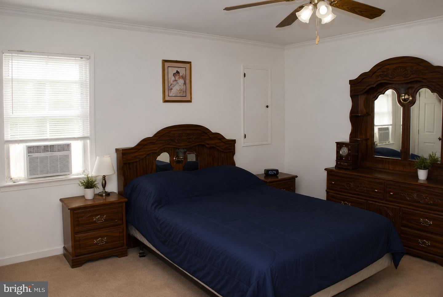 2424 Cambridge Beltway Property Photo 9