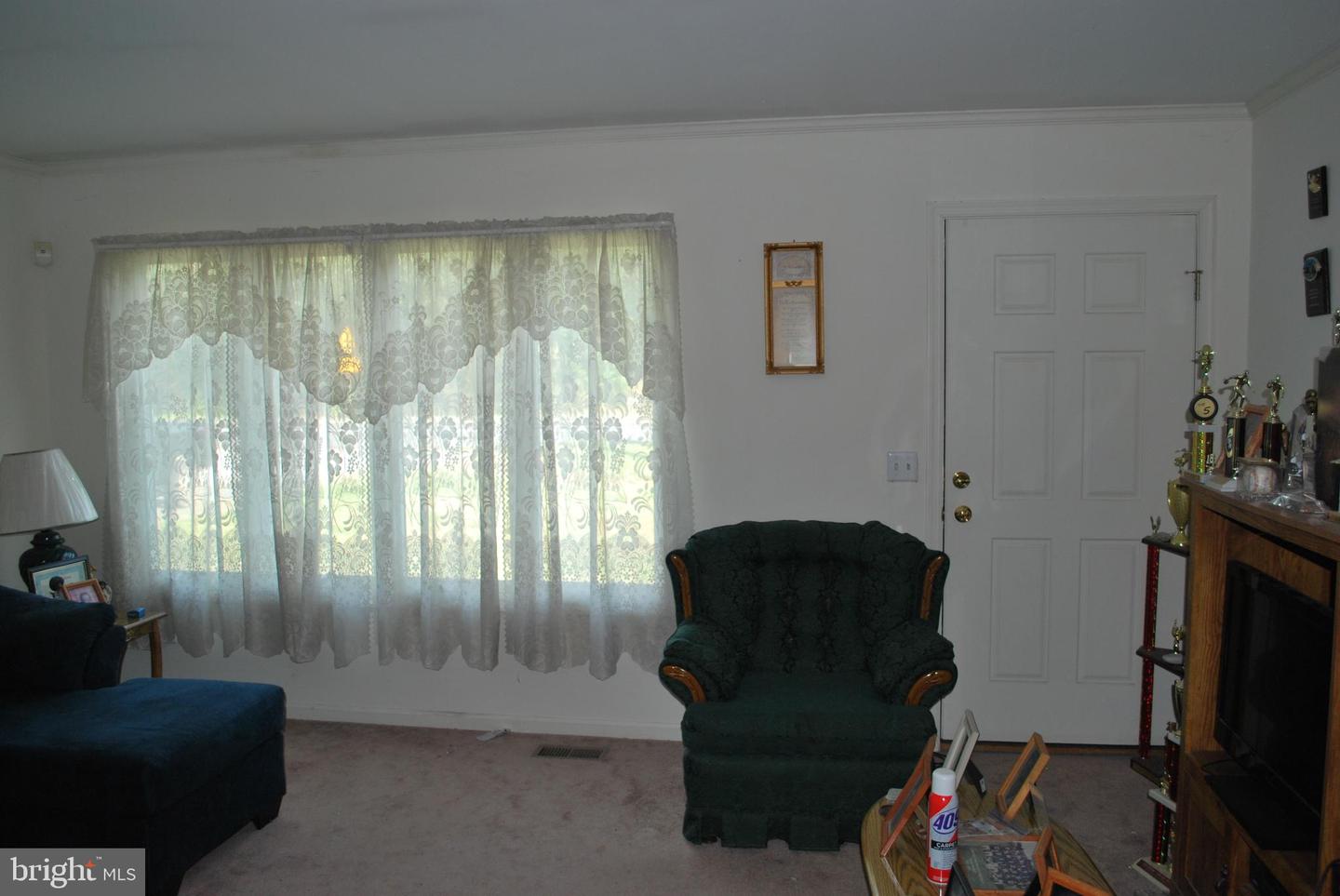 2424 Cambridge Beltway Property Photo 11