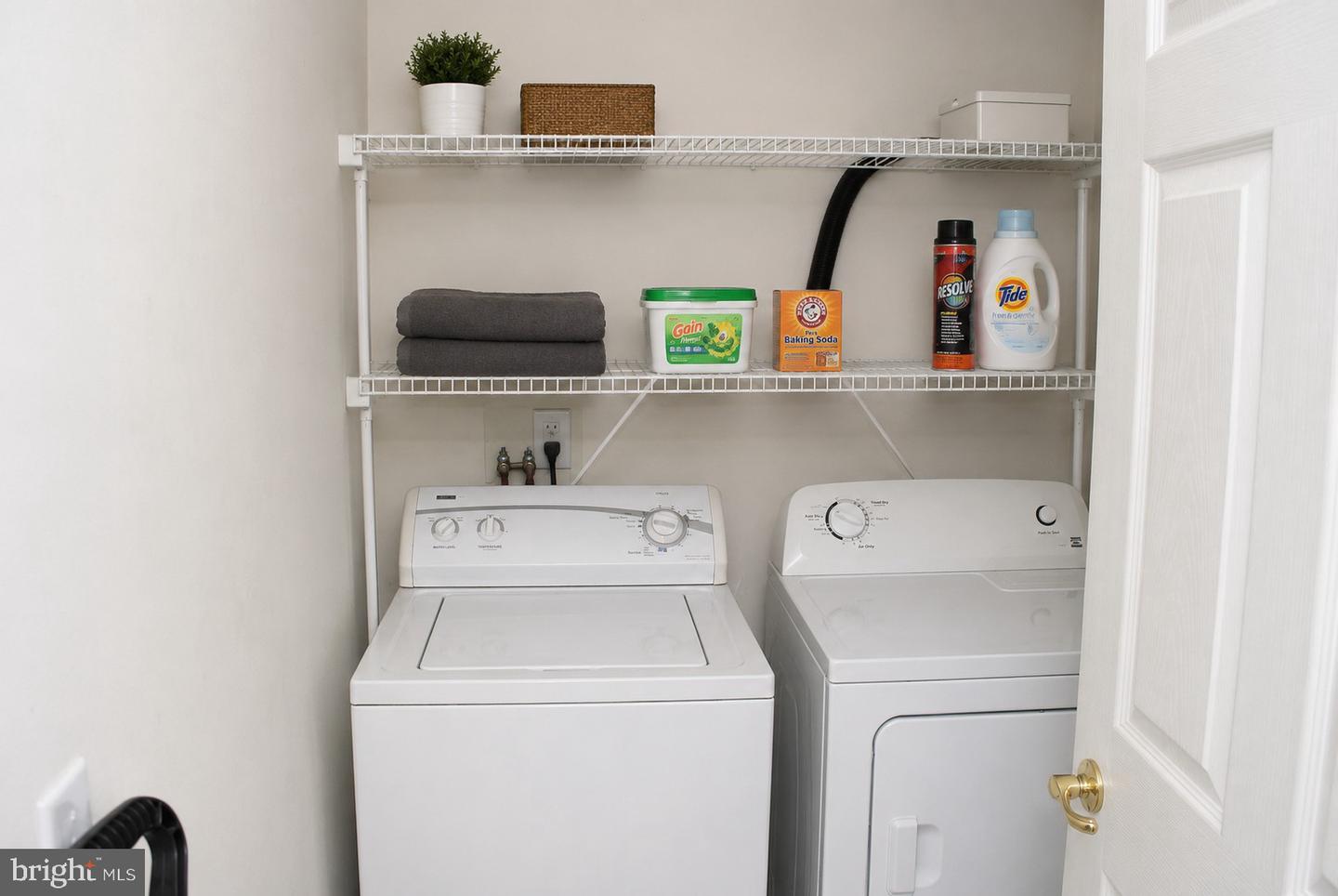 2424 Cambridge Beltway Property Photo 15