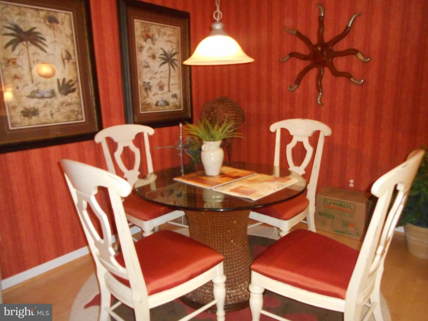 700 Cattail Cove #411 Property Photo 6