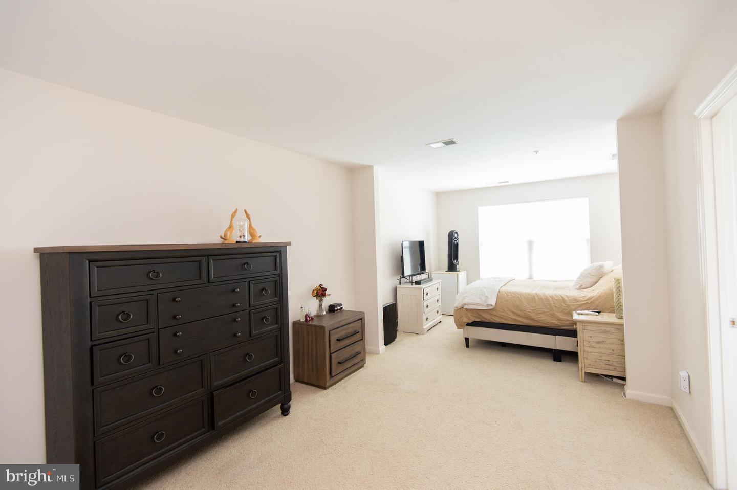 329 Shipyard Dr Property Photo 40