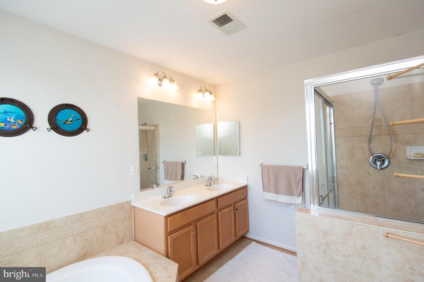 329 Shipyard Dr Property Photo 45