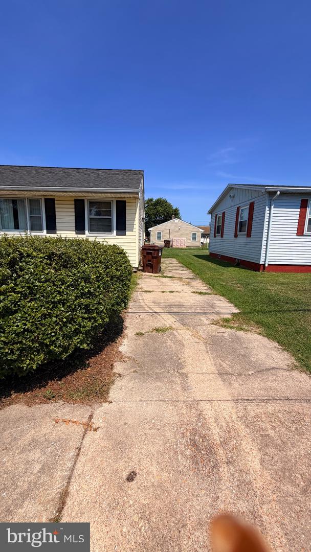 711 Rigby Ave Property Photo 4