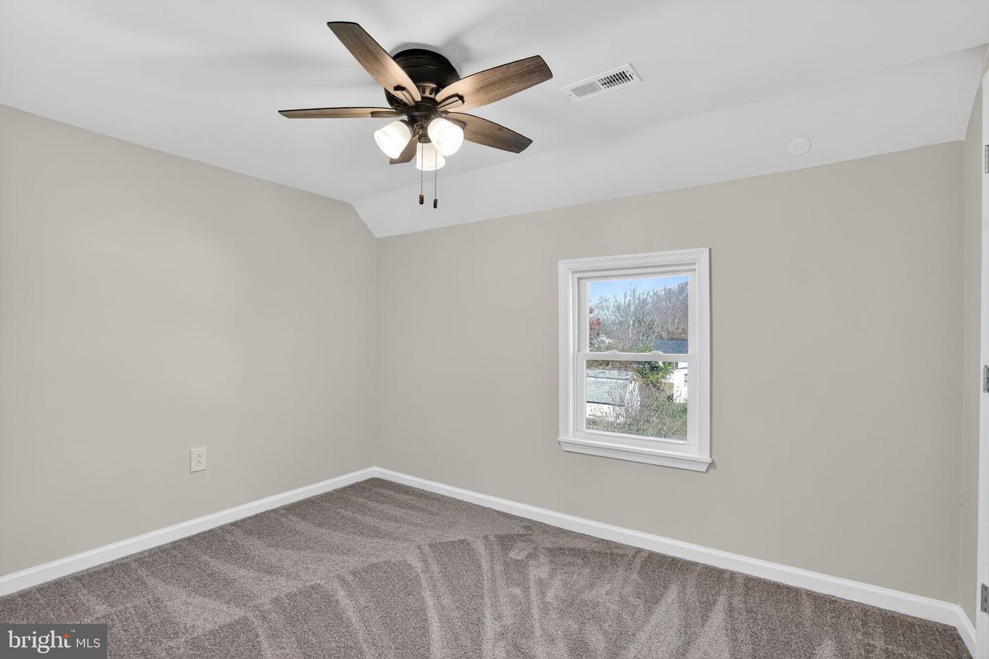 5904 Harvey St Property Photo 23